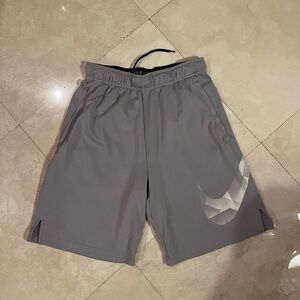 Nike Men's Gray Sports Shorts